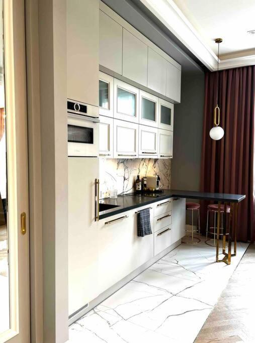 Studio Apartment In The Center Of Riga Extérieur photo