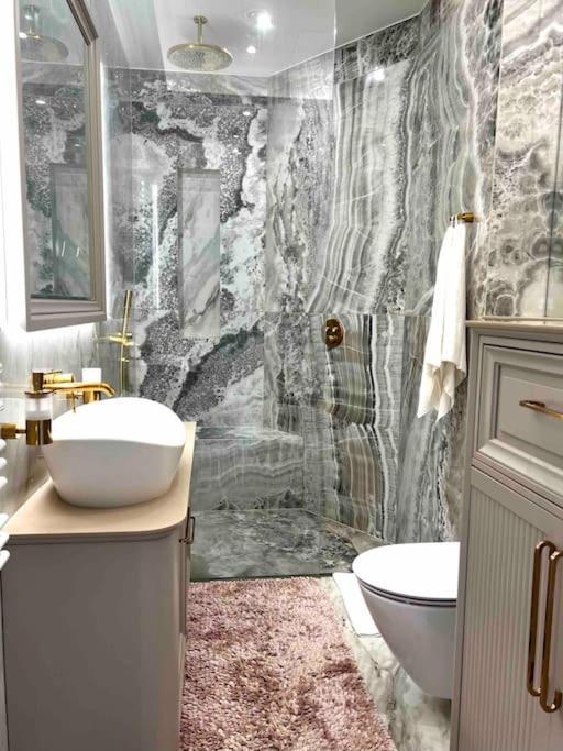 Studio Apartment In The Center Of Riga Extérieur photo