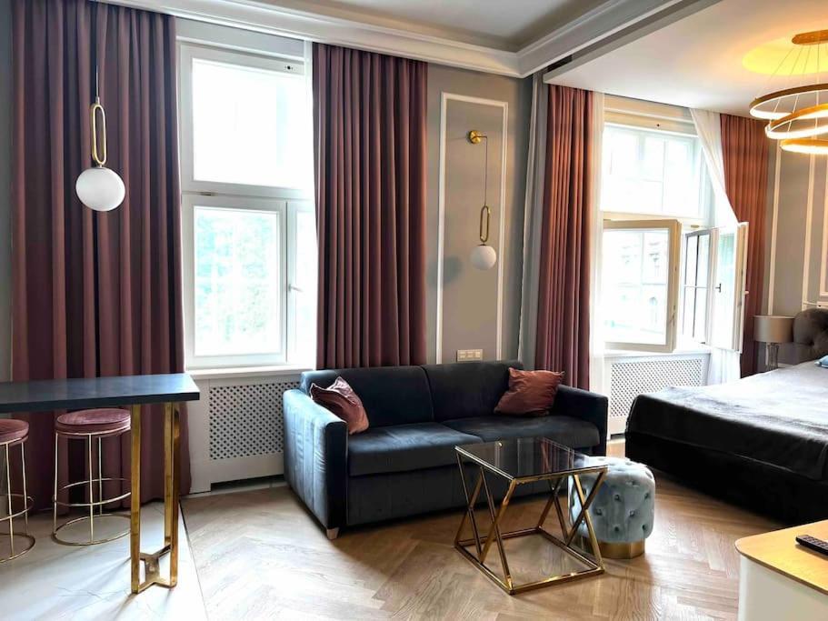 Studio Apartment In The Center Of Riga Extérieur photo
