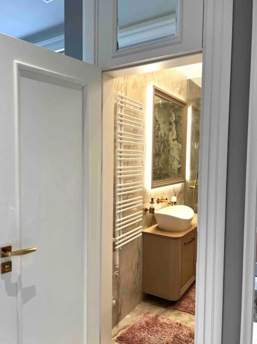 Studio Apartment In The Center Of Riga Extérieur photo